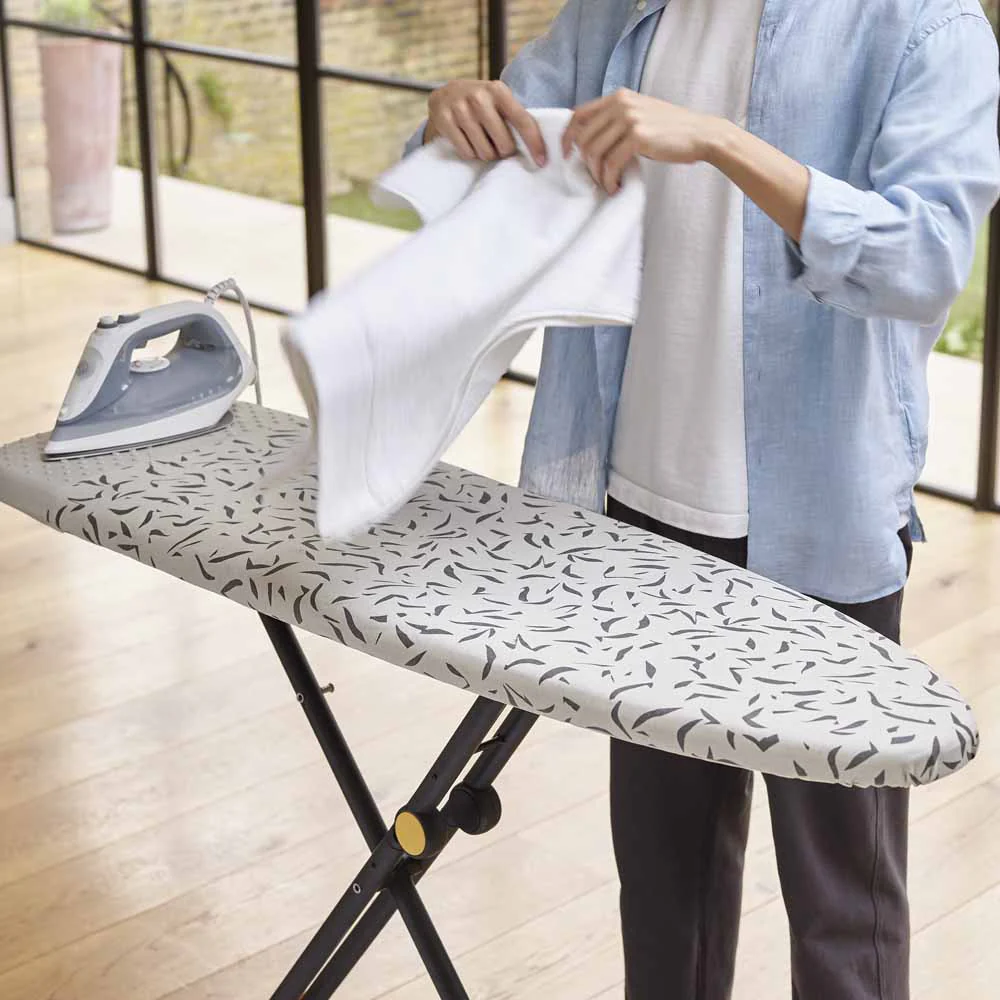 קרש גיהוץ Glide Plus בז' עיטורים תכלת - Image 3